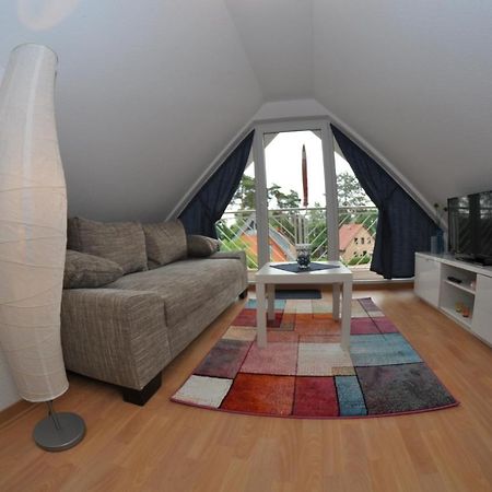 Ferienhaus Mueritzzauber / 1 Zimmer Dachgeschoss-Appartement Röbel Eksteriør bilde