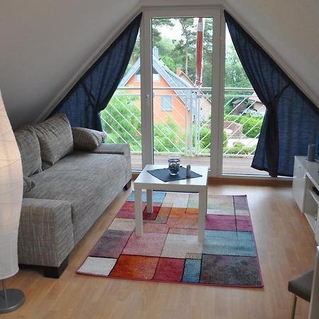 Ferienhaus Mueritzzauber / 1 Zimmer Dachgeschoss-Appartement Röbel Eksteriør bilde