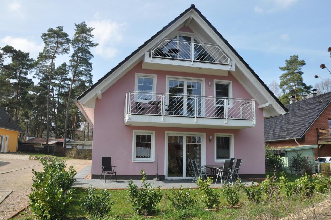 Ferienhaus Mueritzzauber / 1 Zimmer Dachgeschoss-Appartement Röbel Eksteriør bilde