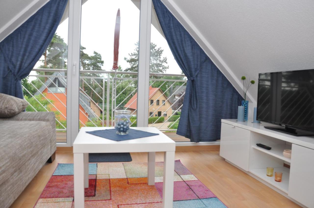 Ferienhaus Mueritzzauber / 1 Zimmer Dachgeschoss-Appartement Röbel Eksteriør bilde